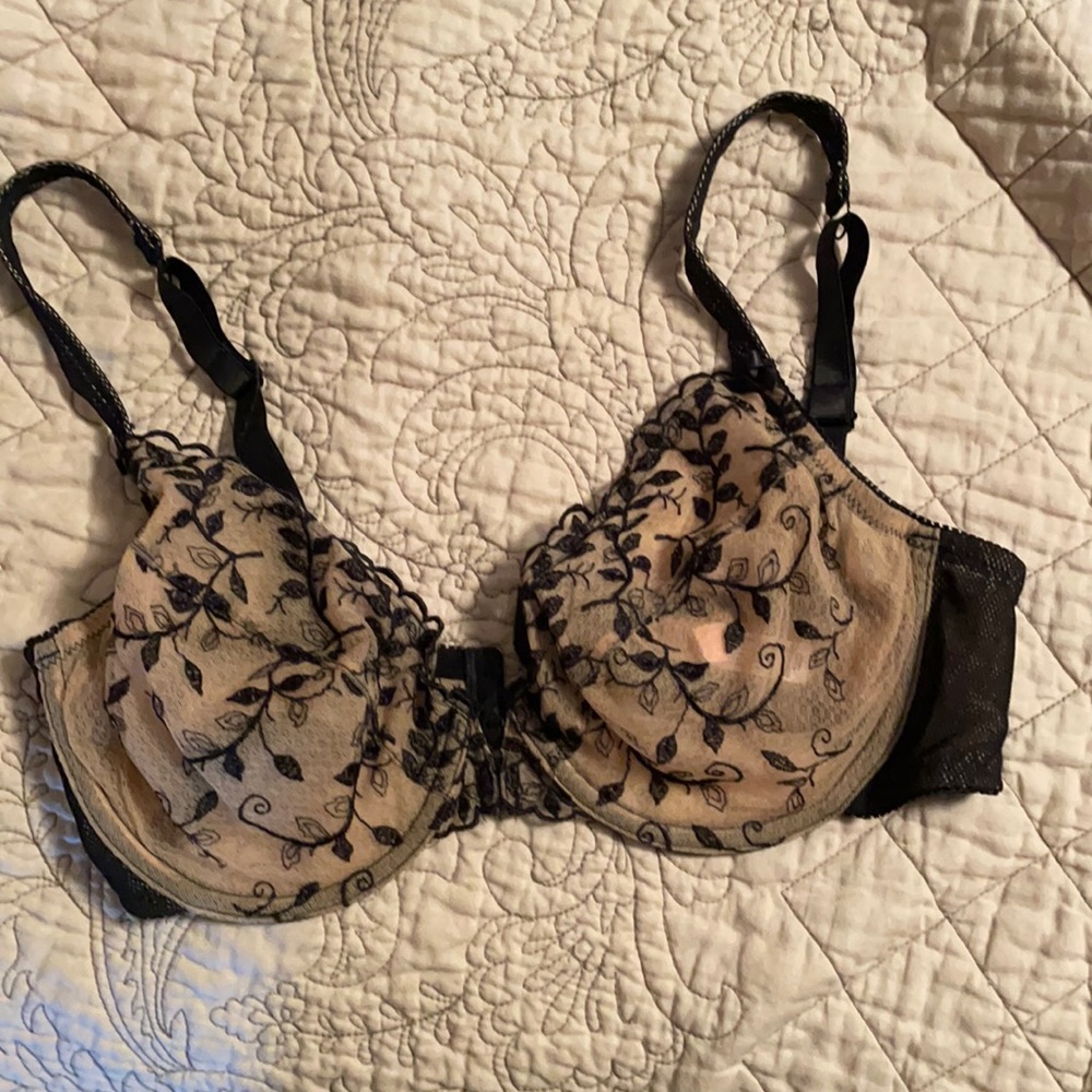 Victoria Secret bra